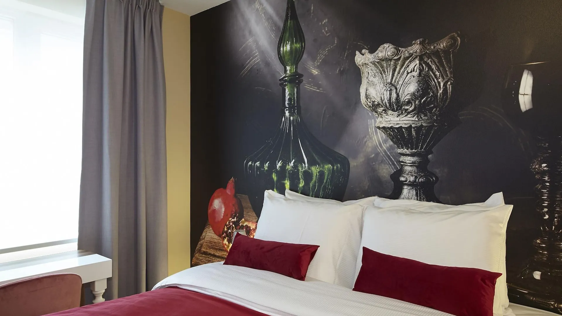 The Muse Amsterdam - Boutique Hotel